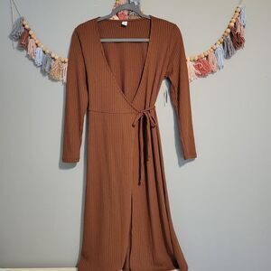 NWT Old Navy Women's Medium Petite Chocolate Brown Wrap Midi Dress